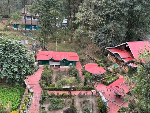 Limboo Homestay (Yuksom Retreat)